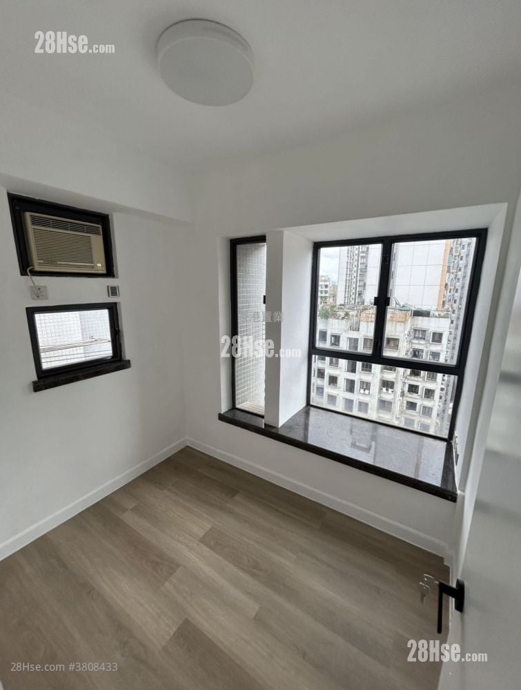 富华广场 售盘 2 房 , 1 浴室 339 平方尺