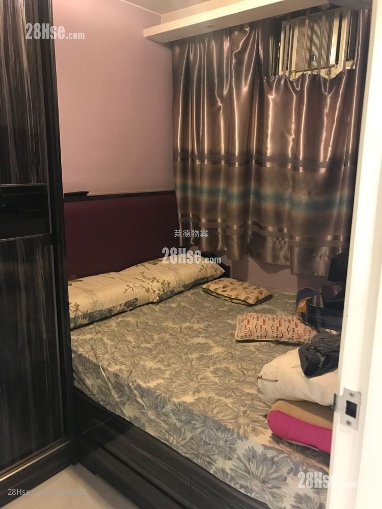 龙蟠苑 售盘 2 房 , 1 浴室 426 平方尺