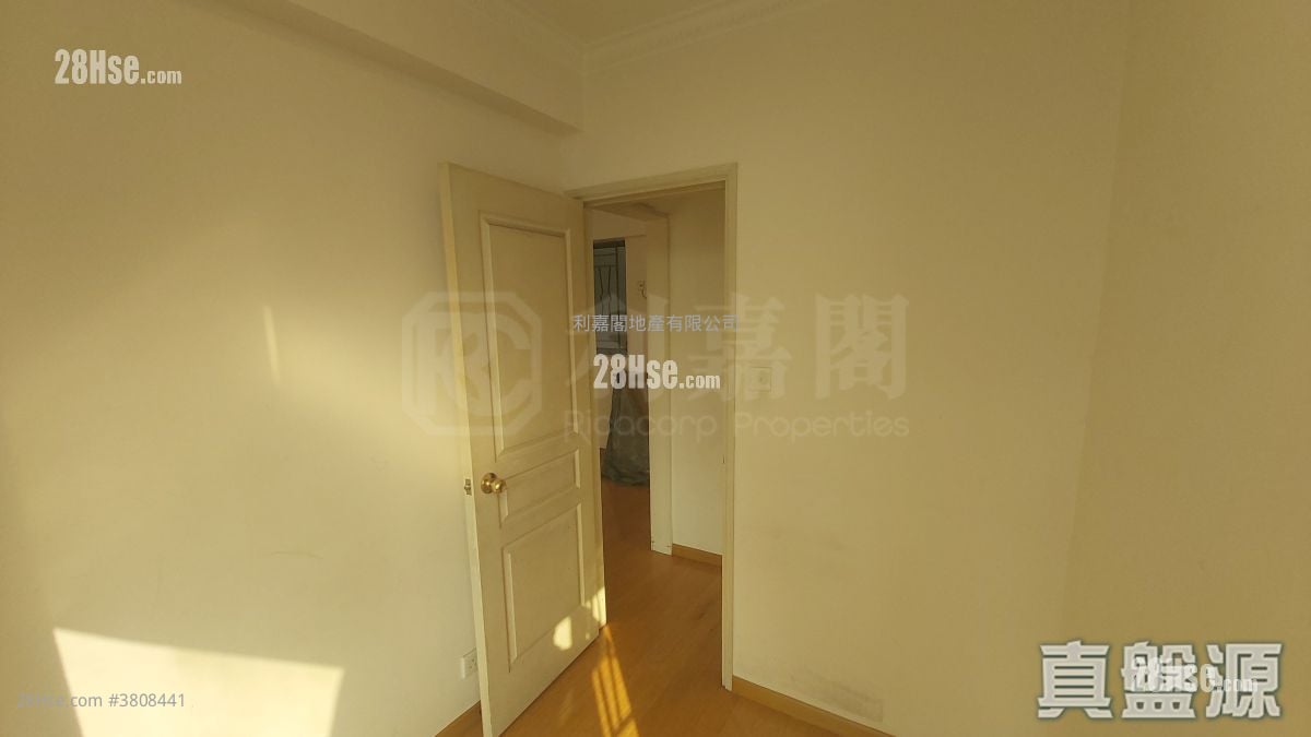 Grand Regentville Sell 2 Bedrooms 462 ft²