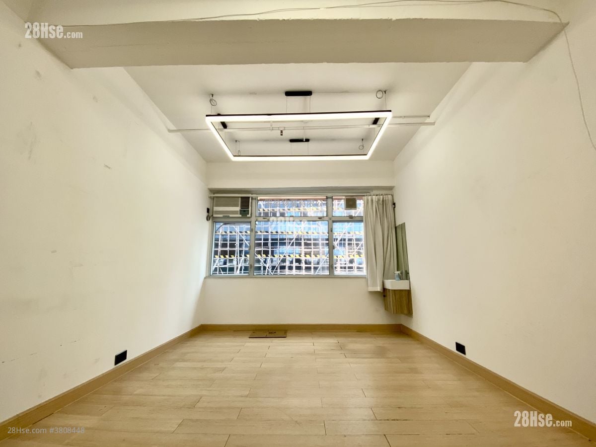 鸿懋工业大厦 租盘 185 平方尺