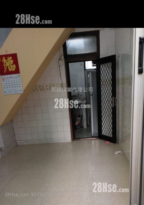 村屋 租盘 2 房 , 1 浴室 400 平方尺