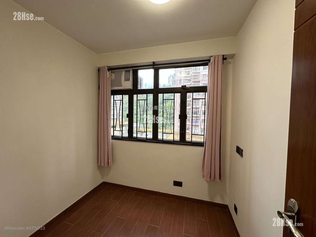 荃湾中心 租盘 2 房 , 1 浴室 377 平方尺