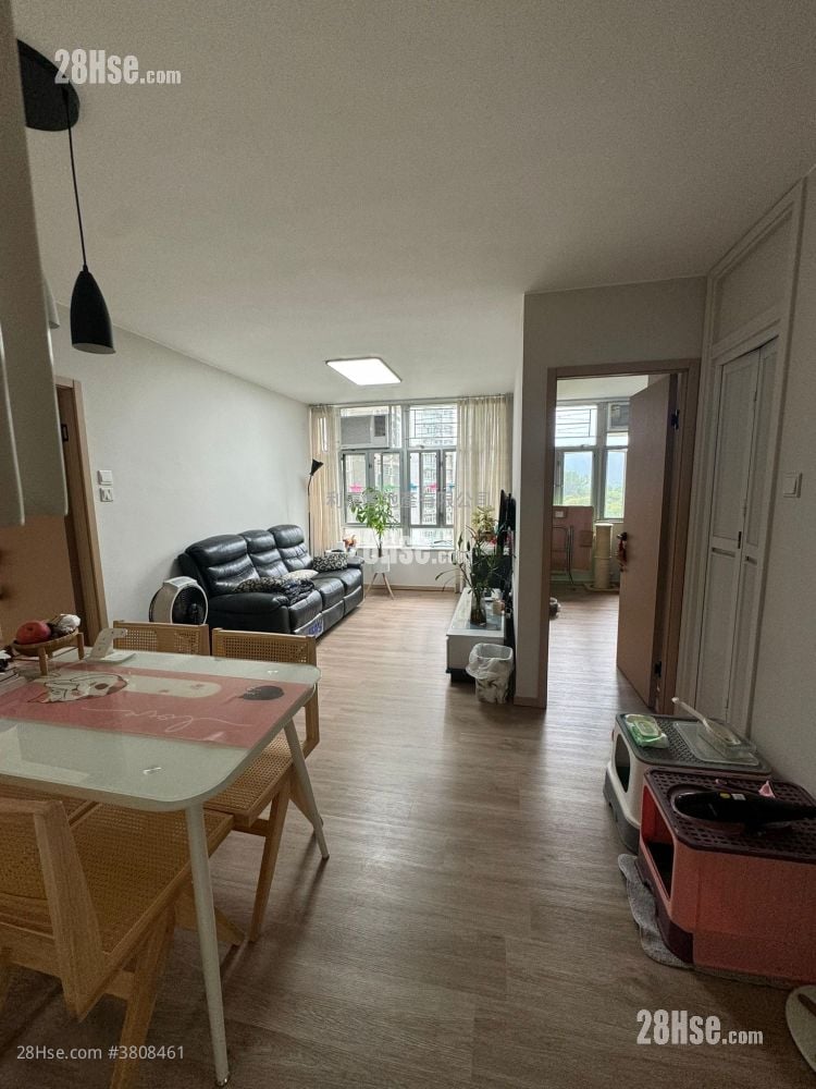 Ka Shing Court Sell 2 Bedrooms 546 ft²