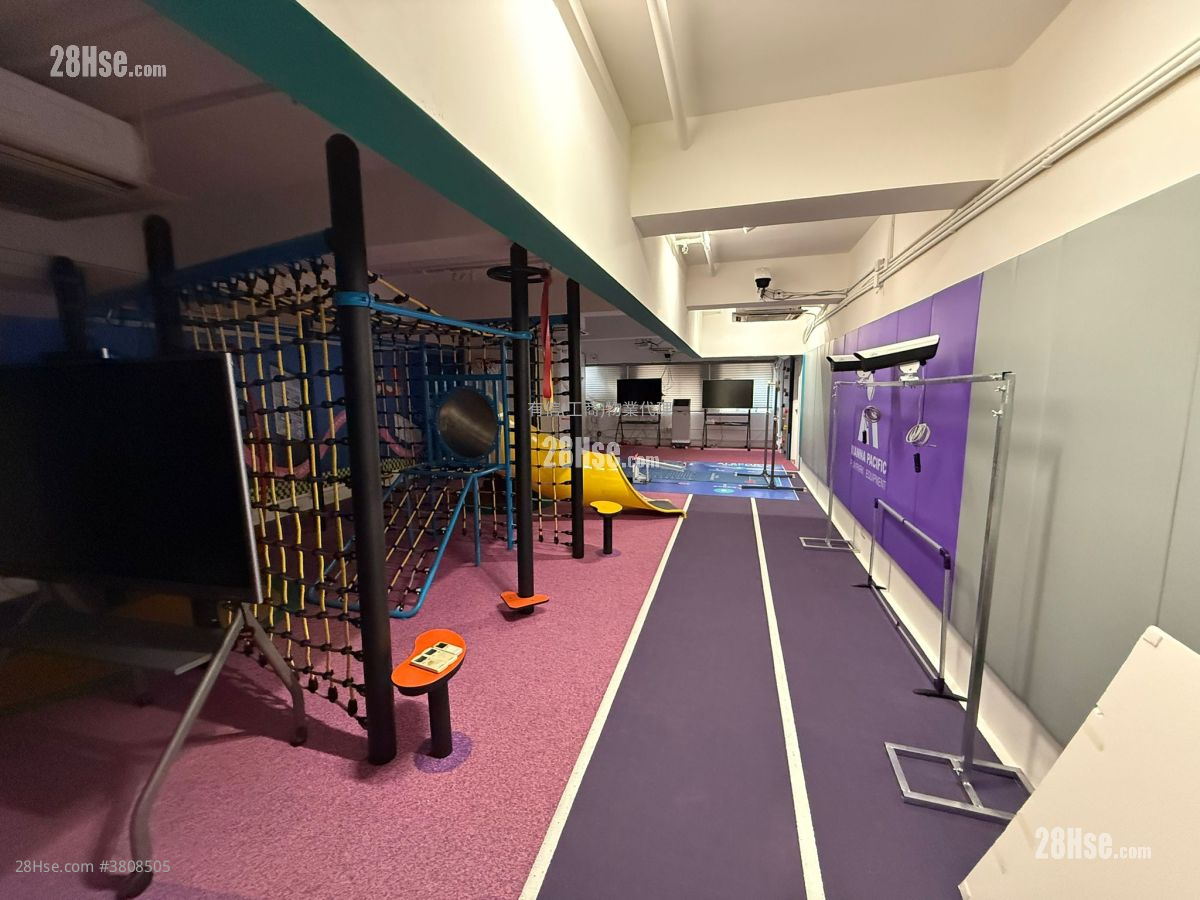 长城工厂大厦 租盘 5+ 房 , 2 厕所