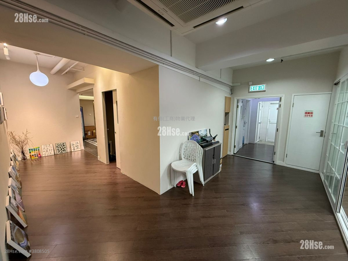 长城工厂大厦 租盘 5+ 房 , 2 厕所