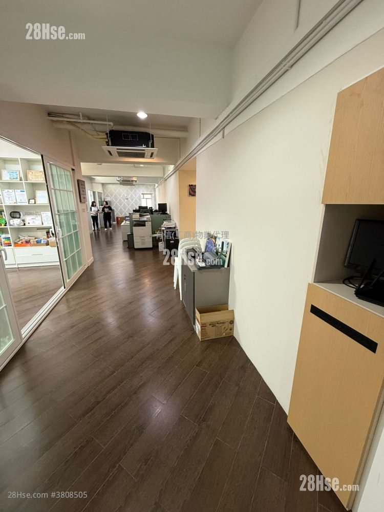 长城工厂大厦 租盘 5+ 房 , 2 厕所