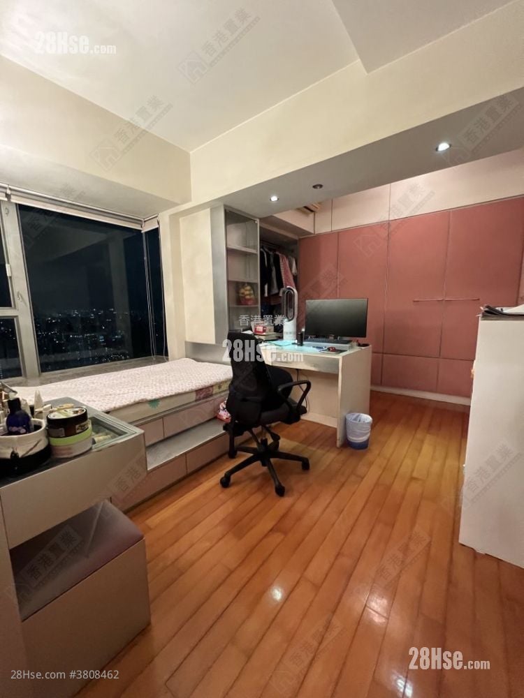 宇晴轩 售盘 4 房 , 2 浴室 919 平方尺