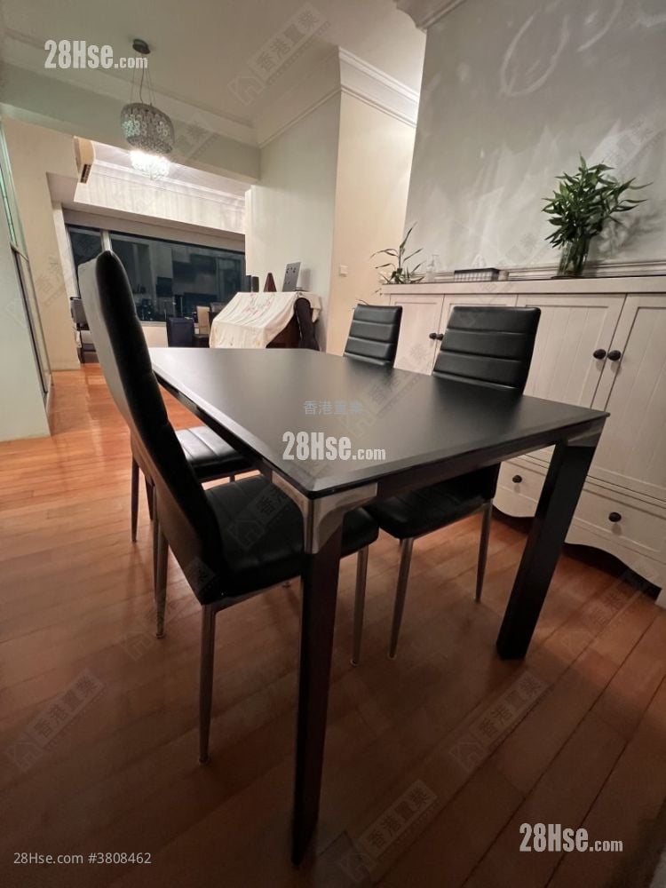 宇晴轩 售盘 4 房 , 2 浴室 919 平方尺