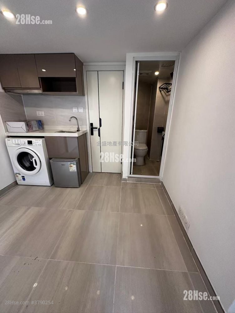 单幢楼房 租盘 2 房 , 1 浴室 190 平方尺