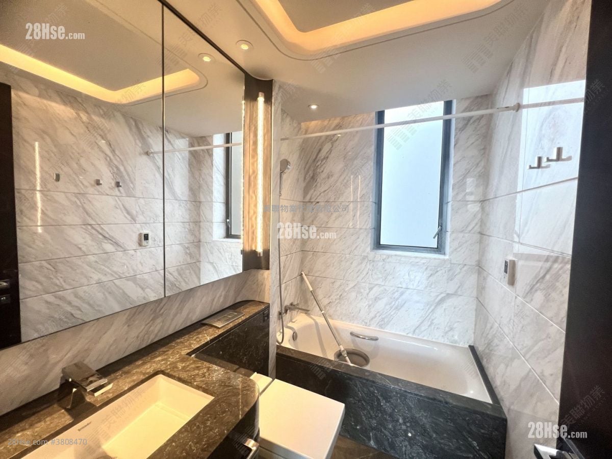 天铸 租盘 4 房 , 3 浴室 2,187 平方尺