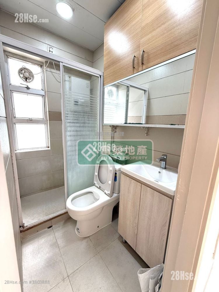 鸿达楼 售盘 2 房 318 平方尺