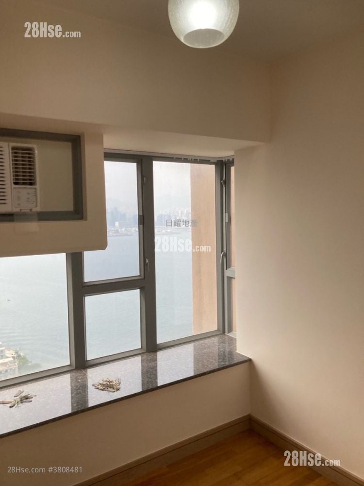 Grand Promenade Rental 2 Bedrooms , 1 Bathroom 467 ft²