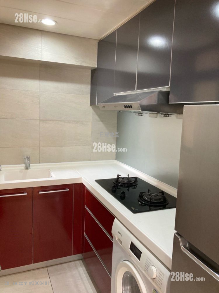 Grand Promenade Rental 2 Bedrooms , 1 Bathroom 467 ft²