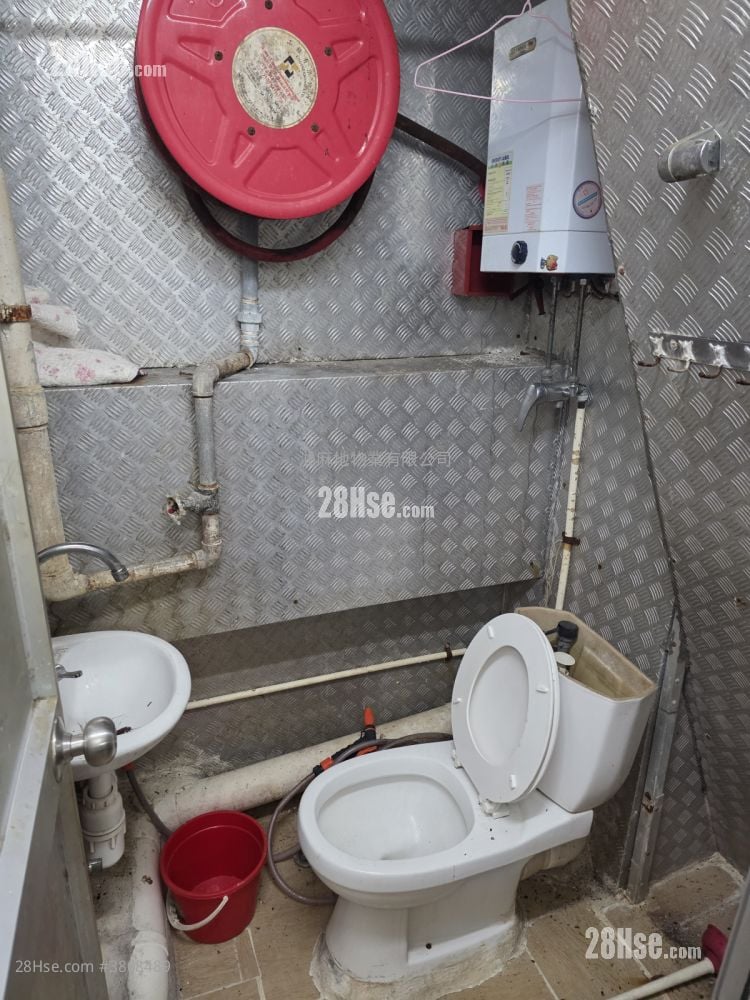 荣辉大厦 租盘 1 厕所