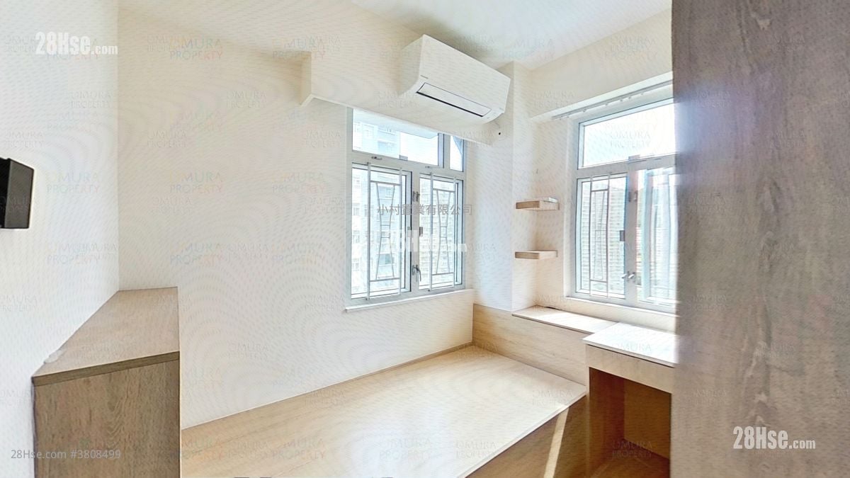 bedroom 2: Walton Estate Sell 3 Bedrooms , 1 Bathroom