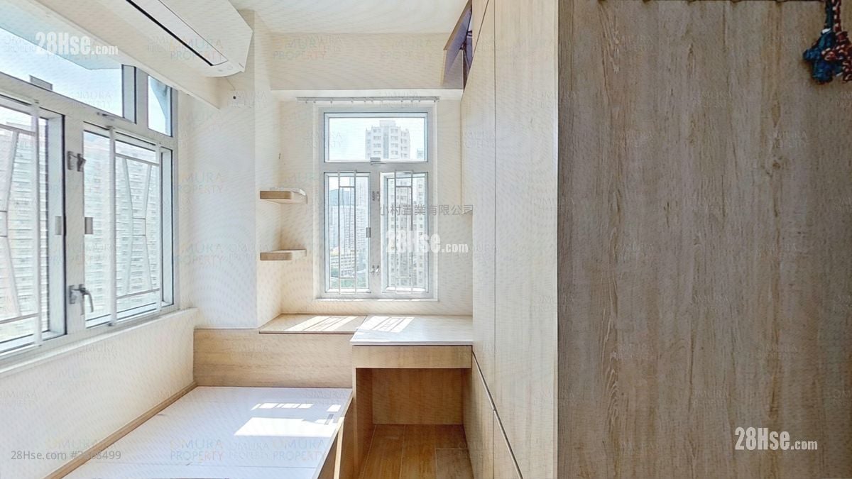 bedroom 2: Walton Estate Sell 3 Bedrooms , 1 Bathroom