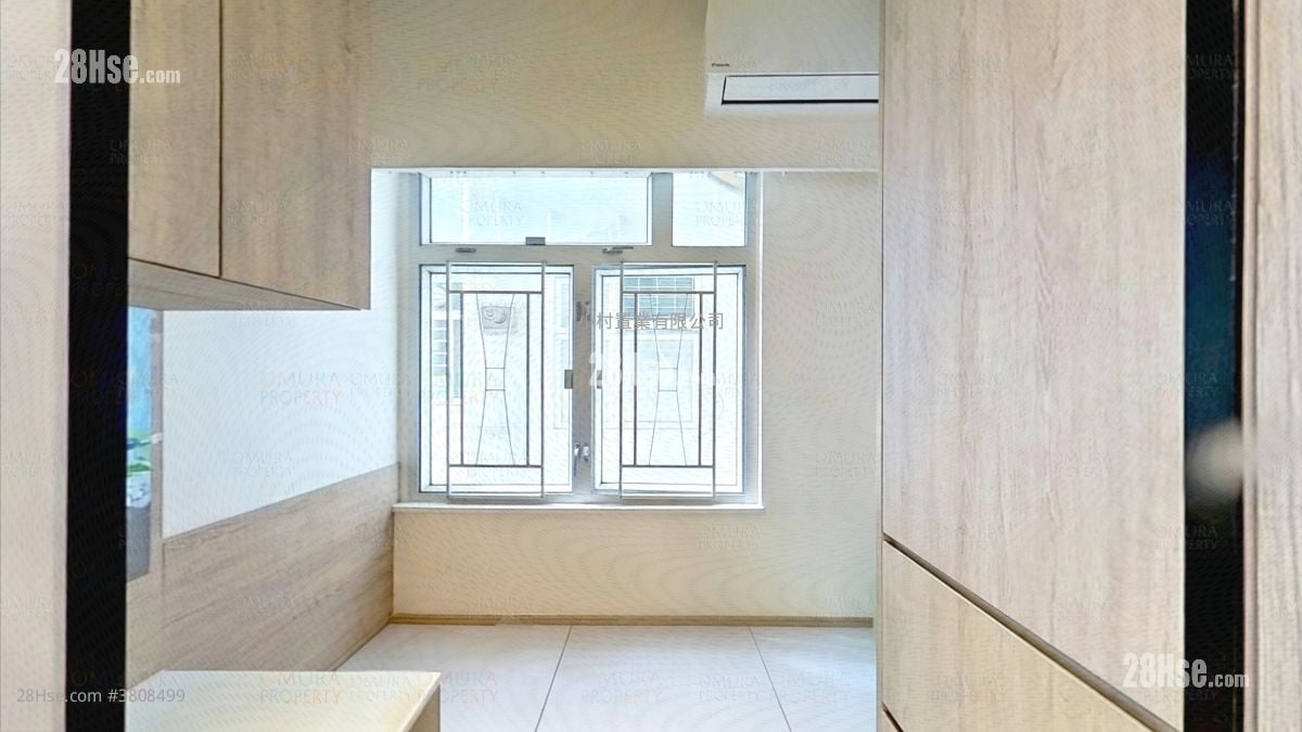 bedroom 3: Walton Estate Sell 3 Bedrooms , 1 Bathroom