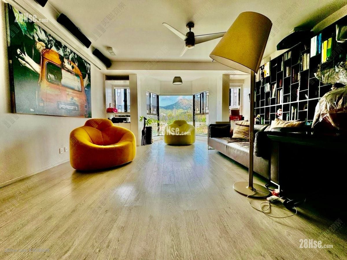 碧华花园 售盘 4 房 , 3 浴室 1,609 平方尺