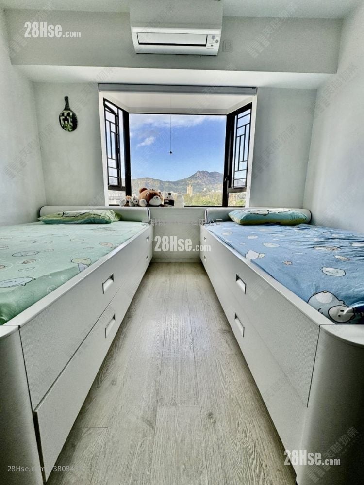 碧华花园 售盘 4 房 , 3 浴室 1,609 平方尺