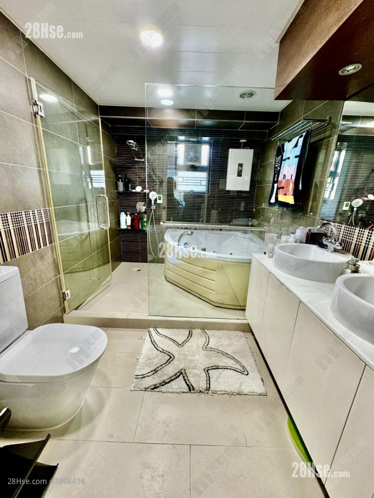 碧华花园 售盘 4 房 , 3 浴室 1,609 平方尺