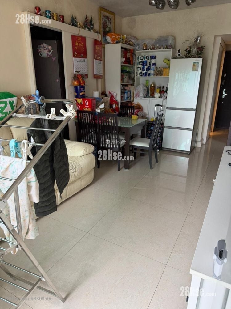 名城 售盘 3 房 , 2 浴室 757 平方尺