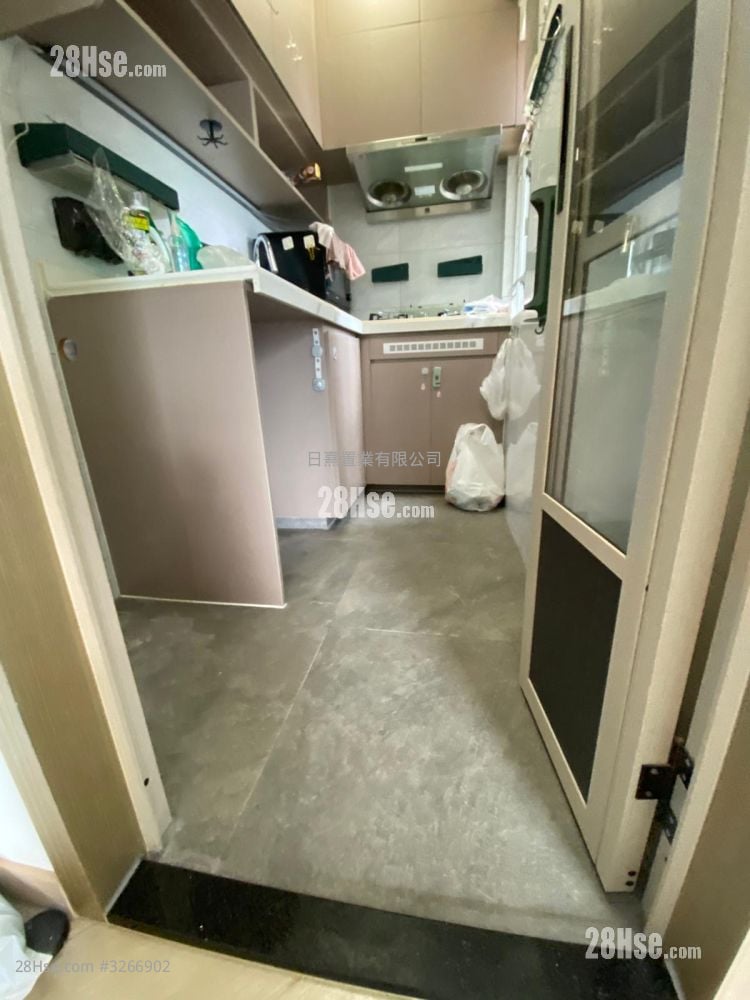 上水中心 租盘 2 房 , 1 浴室 351 平方尺