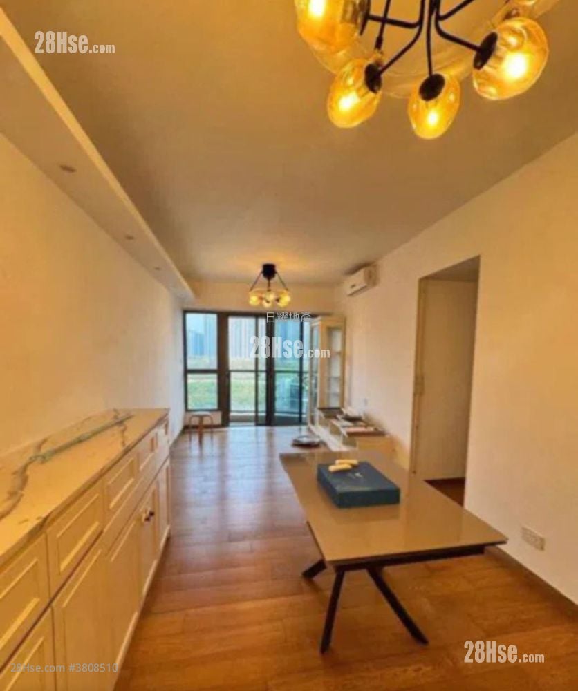 海翩滙 租盘 3 房 , 2 浴室 884 平方尺