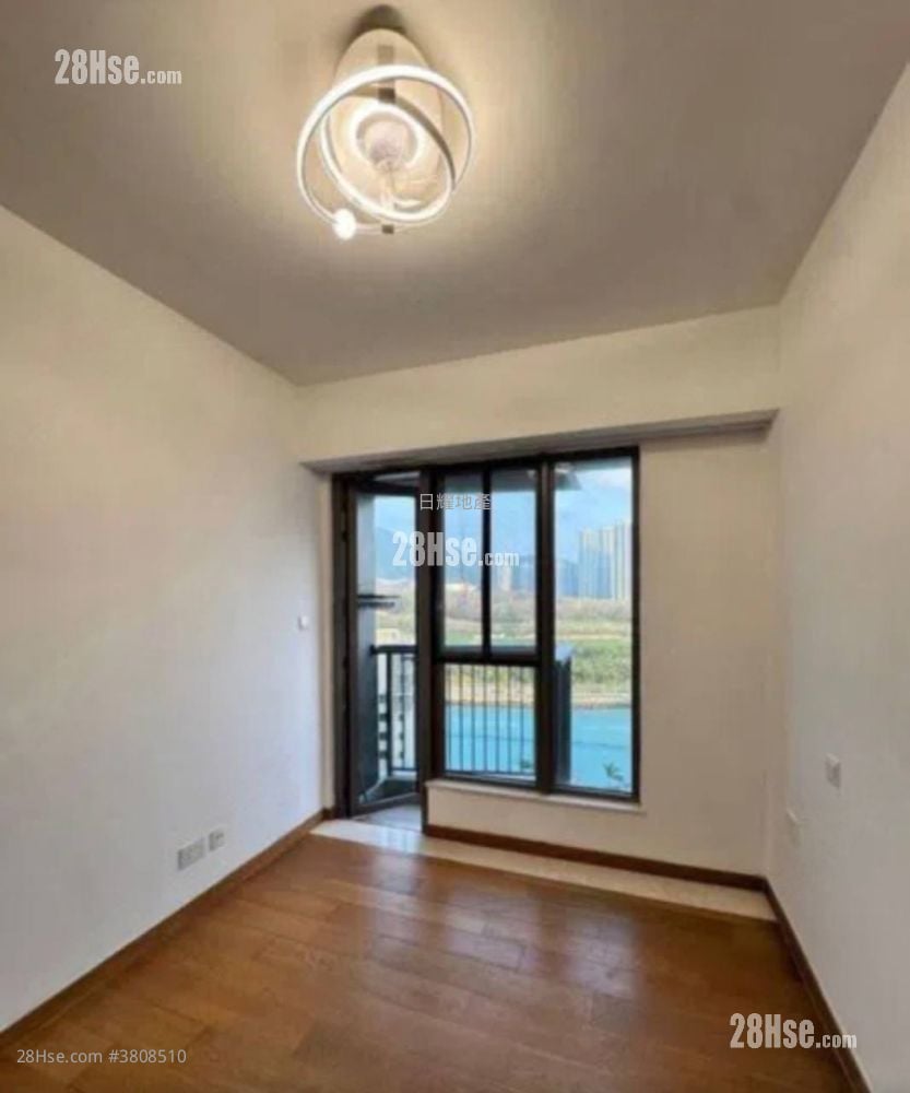 海翩滙 租盘 3 房 , 2 浴室 884 平方尺