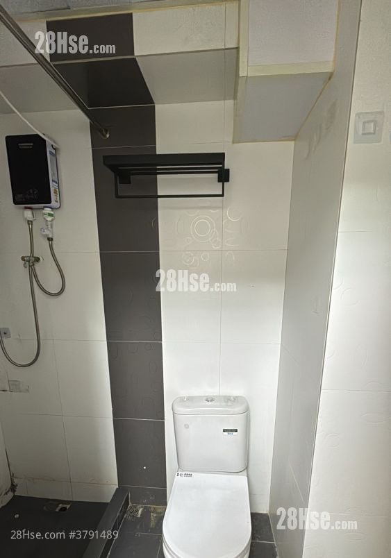 Mary Court Rental 354 ft²