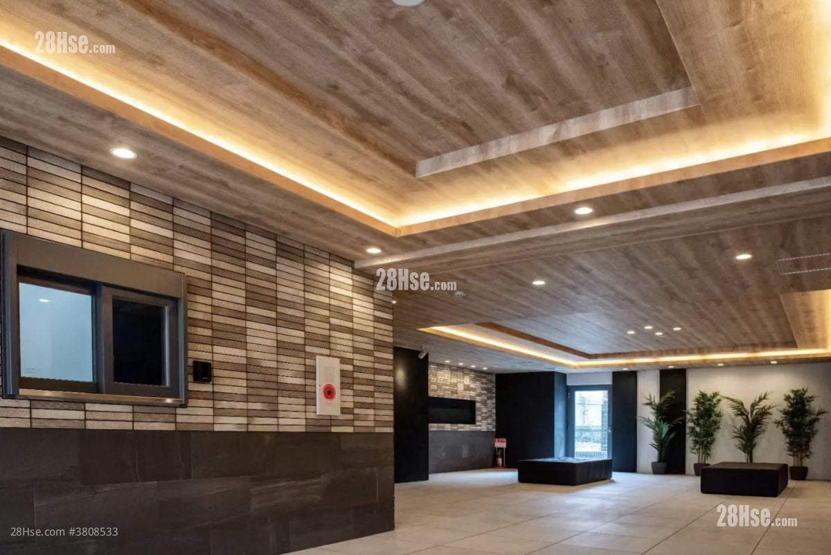 Queens Park Ck Sell Studio 269 ft²