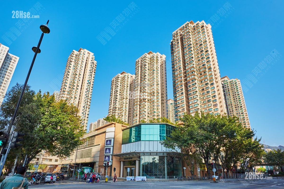 building outlook: Regentville Sell 2 Bedrooms , 1 Bathroom 469 ft²