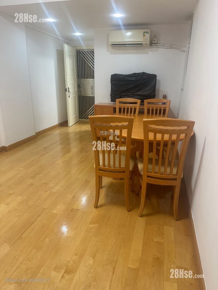 Pak Lok Building Rental 3 Bedrooms , 1 Bathroom 600 ft²