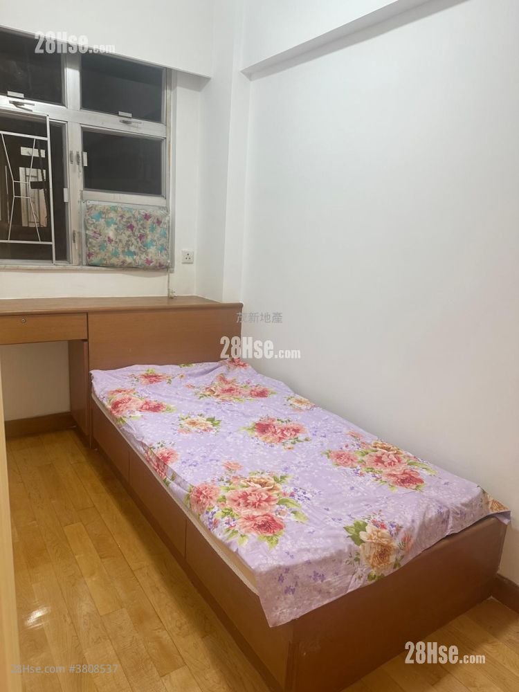Pak Lok Building Rental 3 Bedrooms , 1 Bathroom 600 ft²