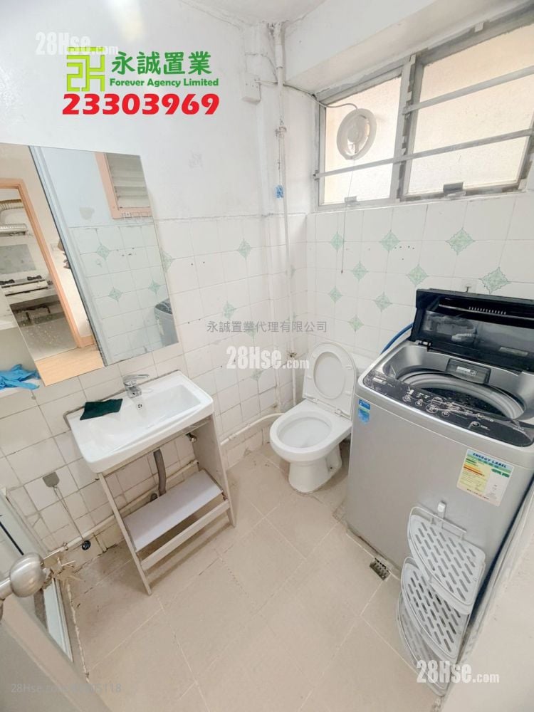 村屋 租盘 2 房 , 1 浴室