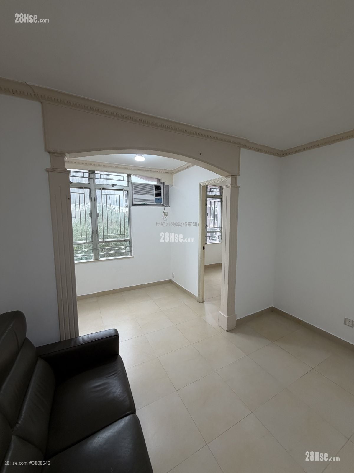 Kwong Ming Court Rental 433 ft²