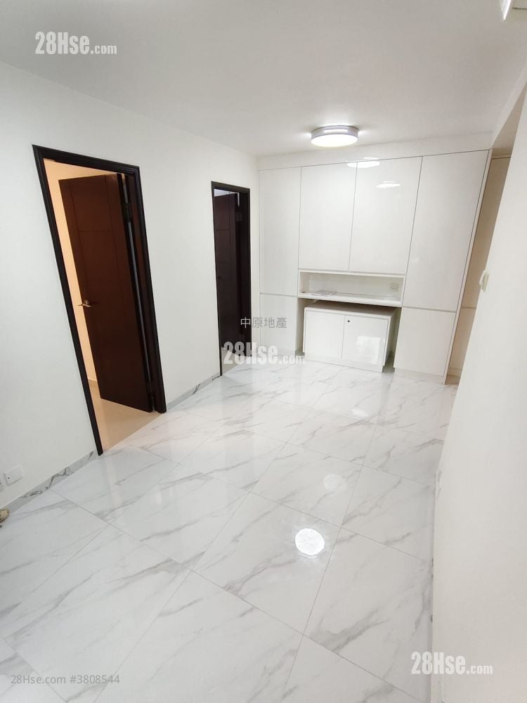 龙蟠苑 售盘 2 房 , 1 浴室 426 平方尺