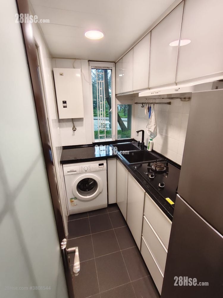 龙蟠苑 售盘 2 房 , 1 浴室 426 平方尺