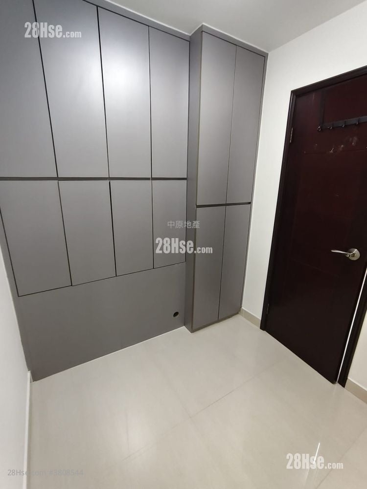 龙蟠苑 售盘 2 房 , 1 浴室 426 平方尺