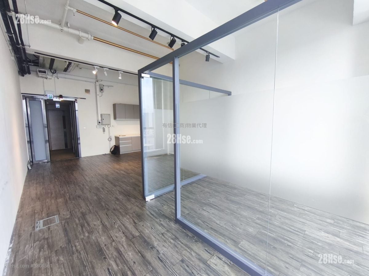 Global Gateway Tower Rental 531 ft²