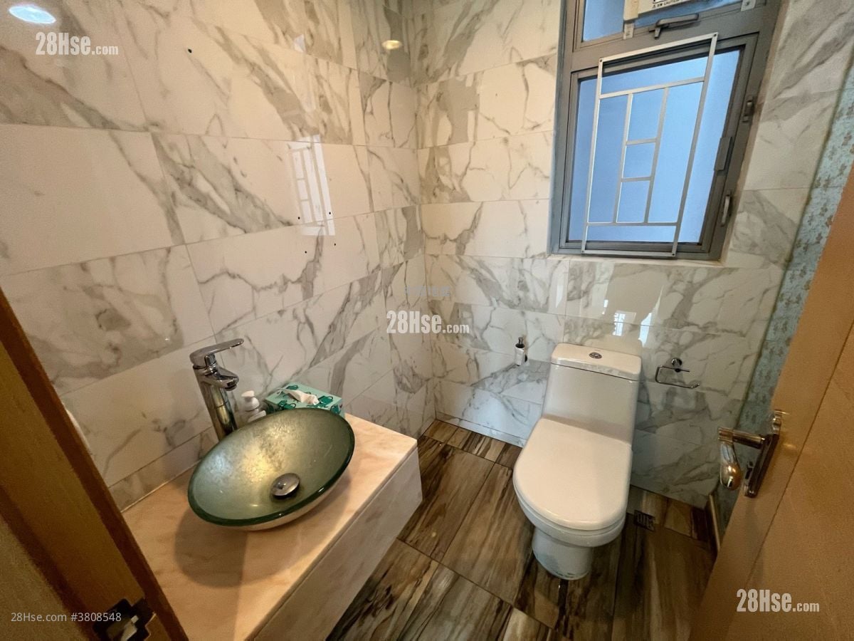 溱岸8号 售盘 2 房 , 2 浴室 737 平方尺