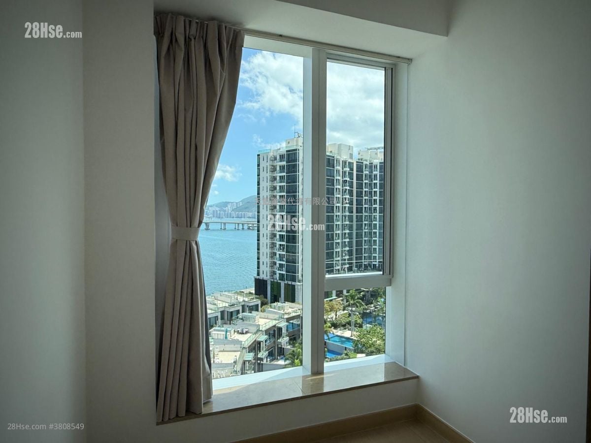 Monterey 租盘 4 房 , 3 浴室 887 平方尺