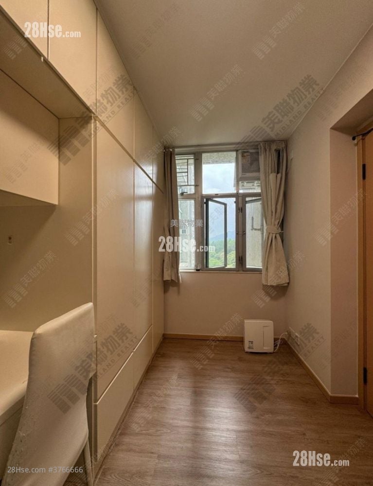 睡房 1: 嘉盛苑 售盘 2 房 , 1 浴室 546 平方尺