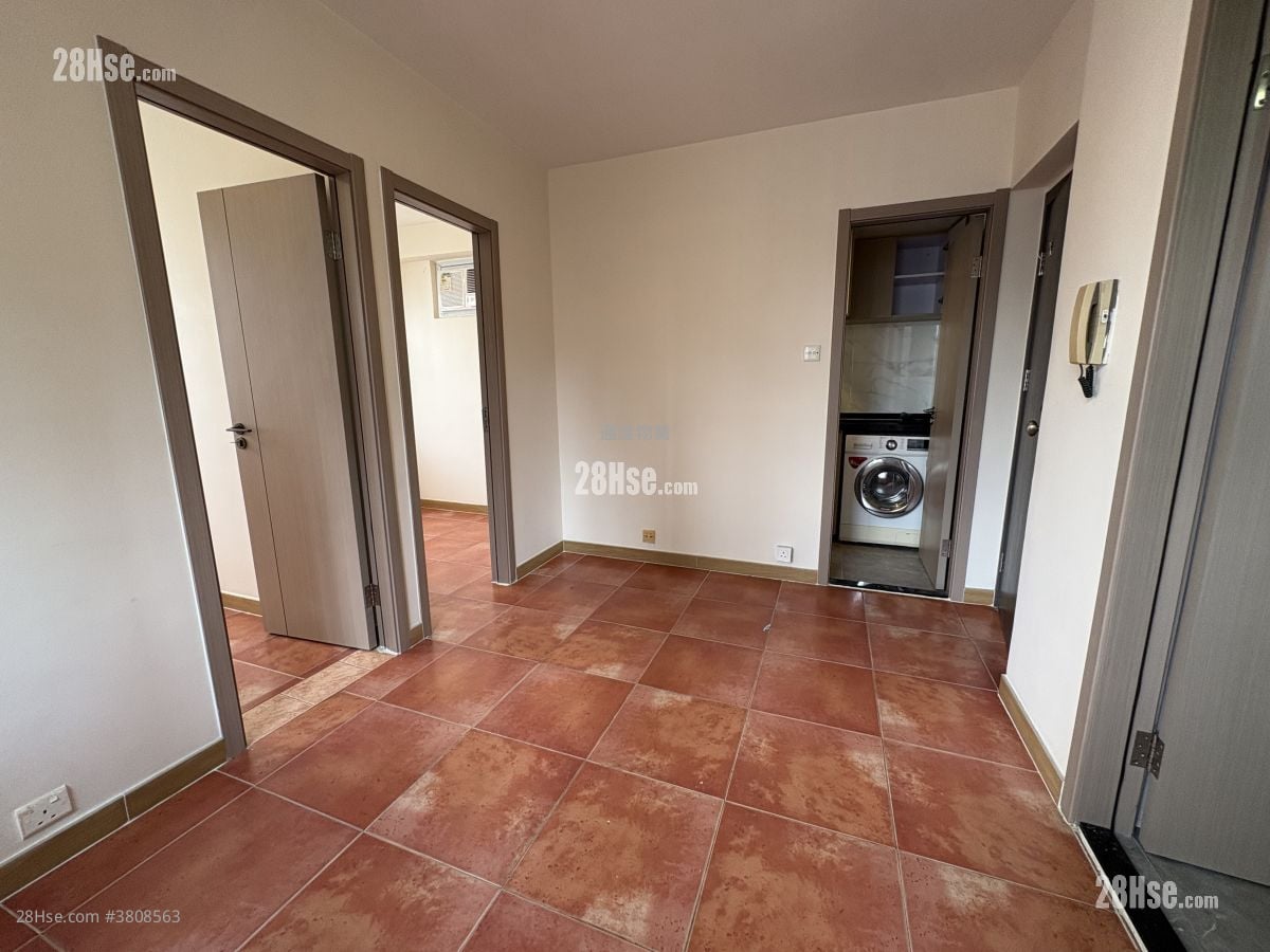 Wing Cheung Building Rental 295 ft²