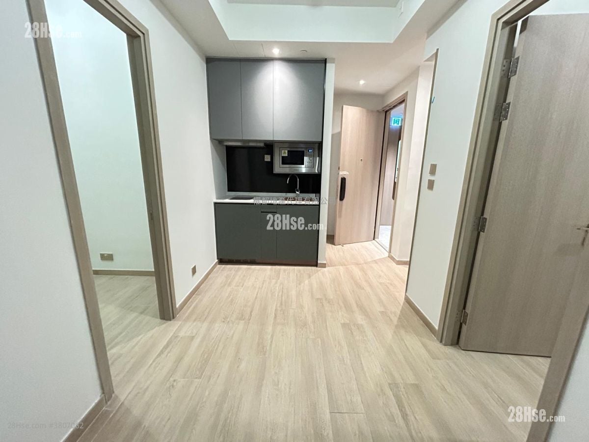 Soyo Square Rental 2 Bedrooms , 1 Bathroom 309 ft²