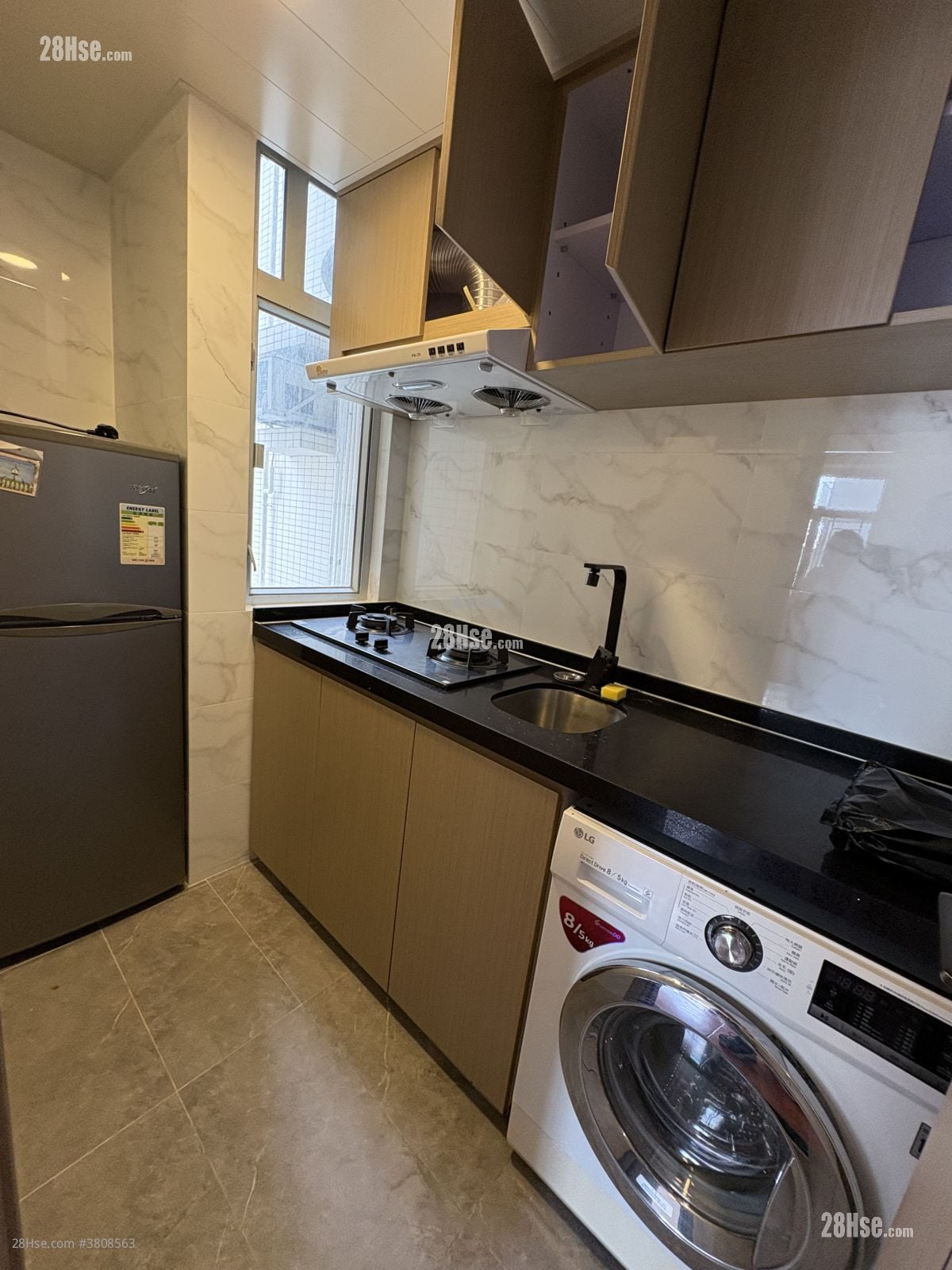 Wing Cheung Building Rental 295 ft²