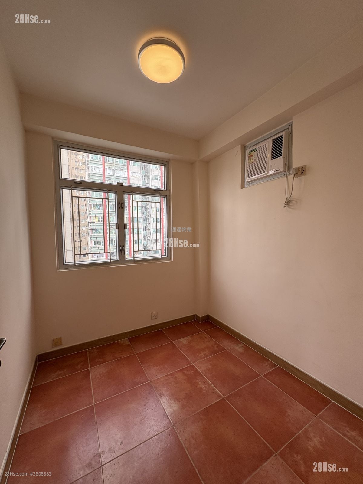 Wing Cheung Building Rental 295 ft²