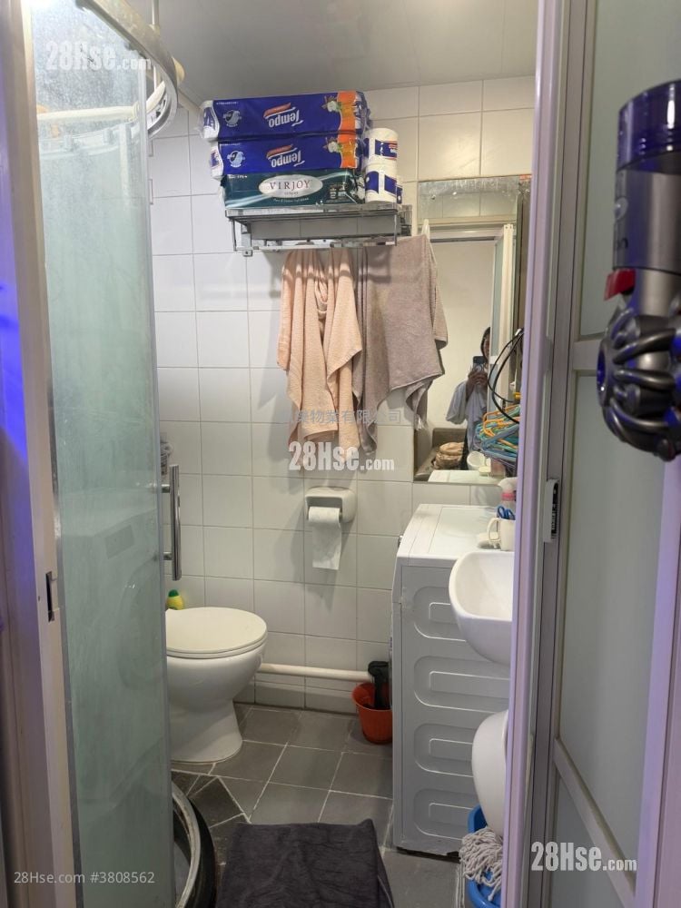 Lai Tsui Court Sell 1 Bedroom , 1 Bathroom 287 ft²