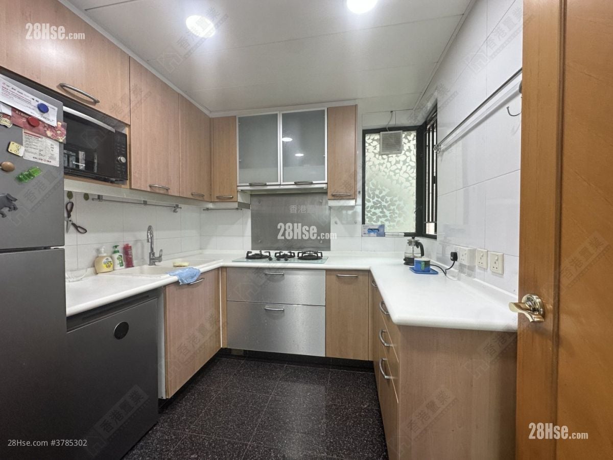 珀丽湾 租盘 4 房 , 3 浴室 1,104 平方尺