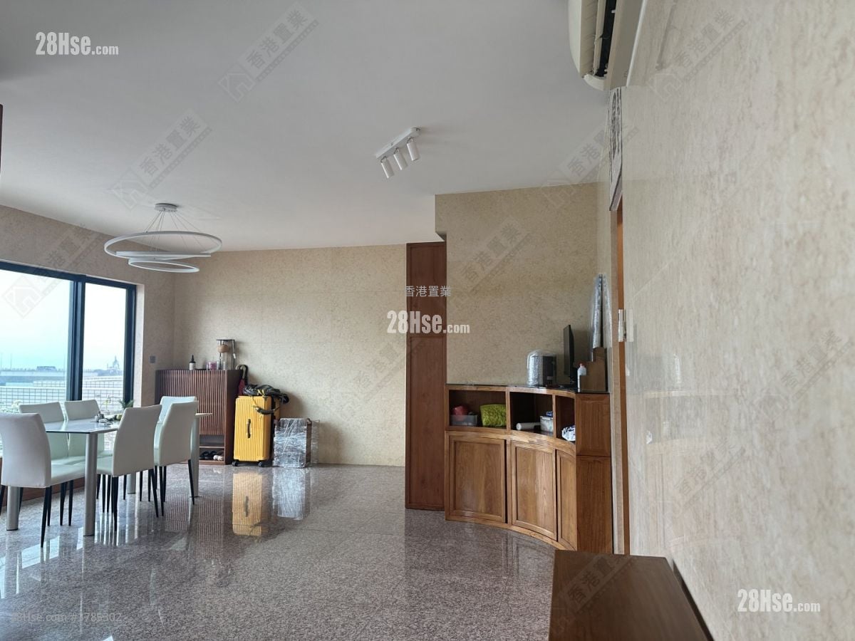 珀丽湾 租盘 4 房 , 3 浴室 1,104 平方尺