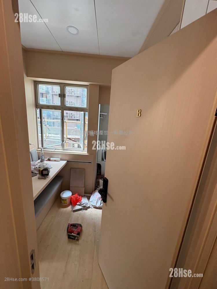 Fair Way Garden Rental 1 Bedroom , 1 Bathroom 200 ft²